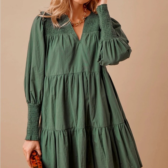Tuckernuck Dresses & Skirts - POMANDER PLACE TUCKERNUCK Ceci Green Smocked Tiered Mini Dress in Jaguar Green